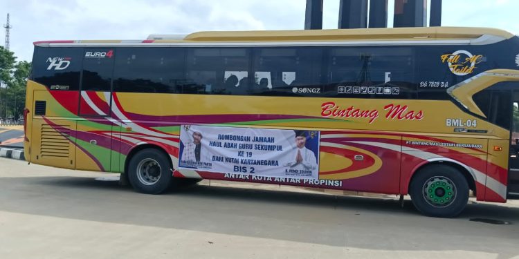 Haul Guru Sekumpul yang Ke-19: Rendi Solihin Berangkatkan Jemaah ke Martapura