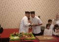 Bupati Kutai Kartanegara Rayakan Ulang Tahun Dandim 0906 dengan Kejutan di Acara Buka Puasa