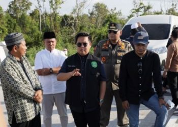 Wakil Bupati Kukar Tinjau Progres Pembangunan Jembatan Bomben Idaman di Tuana Tuha