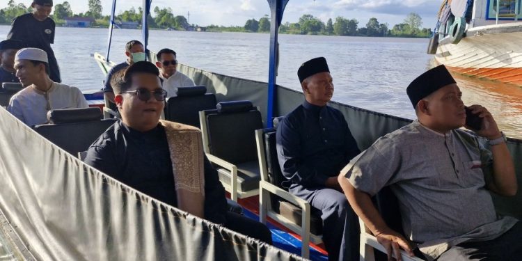 Rendi Solihin di Desa Pela: Memantau Pembangunan Infrastruktur dan Program Kukar Idaman