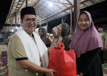 Rendi Solihin: Mempererat Ikatan dengan Masyarakat Melalui Sahur Bersama di Pondok Pesantren Darussalamah