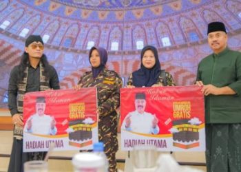 Bupati Kutai Kartanegara Edi Damansyah Berikan Hadiah Umrah di Acara Ramadan