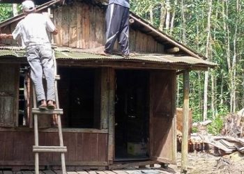 Transformasi Kehidupan Melalui Bantuan Rehabilitasi Rumah: Cerita Sukses Desa Loa Kulu Kota, Kalimantan Timur