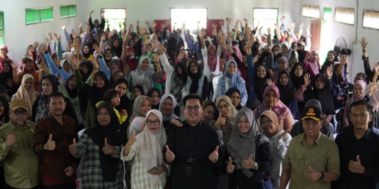 Diskusi Rendi Solihin dengan Pelaku Usaha Mikro di Sanga-sanga, Bahas Penyaluran Bantuan