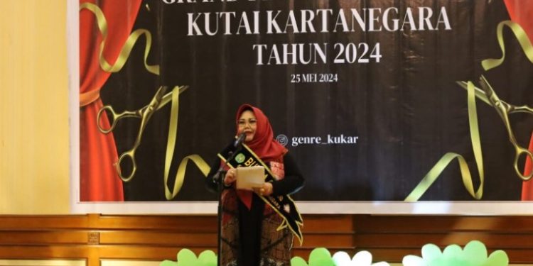 Maslianawati Dinobatkan Sebagai Bunda GenRe Kukar: Menginspirasi Karakter Unggul di Kalangan Remaja