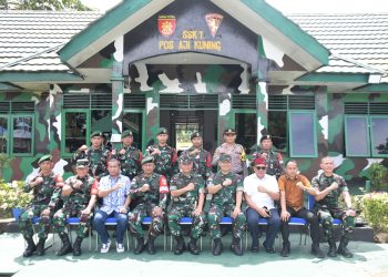 Pangdam VI/Mulawarman Pimpin Kunjungan ke Satgas Pamtas Yonarmed 11 Kostrad: Menjaga Kedaulatan NKRI di Perbatasan