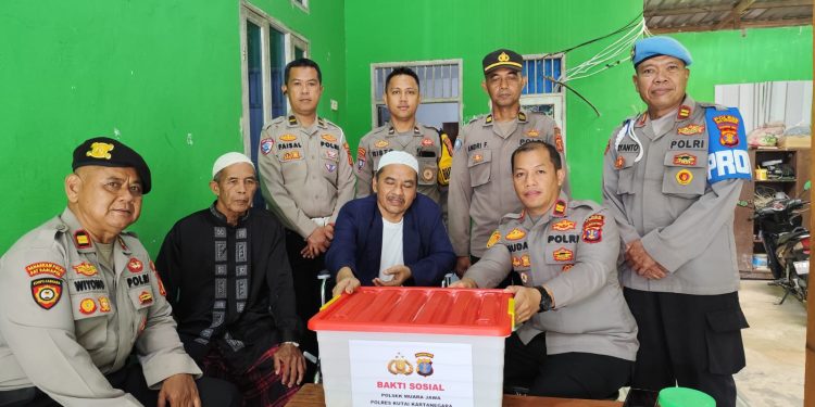 Polri Hadir untuk Masyarakat, Kapolres Kukar Salurkan Bantuan ke Panti Asuhan