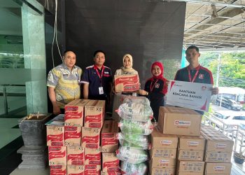 Bersama Hadapi Bencana, Alfamidi Bantu Ratusan Korban Banjir di Samarinda