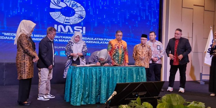 JMSI Goes to School: Inisiatif Baru untuk Meningkatkan Literasi Pelajar