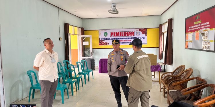 Polsek Muara Jawa Sukses Amankan Pemilihan Ketua LPM, Bpk. Dillah Terpilih