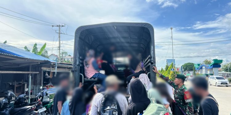 Satgas Pamtas Yonarmed 11 Kostrad Berhasil Hentikan Perjalanan 23 CPMI Ilegal