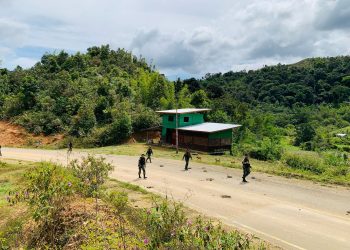 Penyelundupan Minuman Keras Gagal! Satgas Pamtas Perketat Pengawasan Perbatasan Krayan