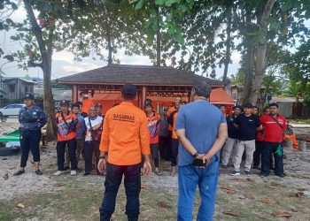 Tekad Kuat Tim SAR Temukan Anak Tenggelam di Tengah Kendala Arus Kuat Perairan Borneo Bay