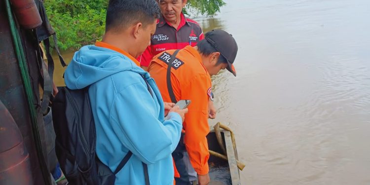 Tak Pulang Usai Mancing, Rizki Diduga Tenggelam di Sungai Mahakam