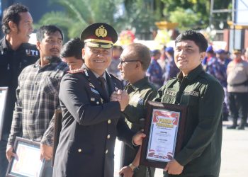 JMSI Balikpapan Terima Piagam Penghargaan di Hari Bhayangkara ke-79