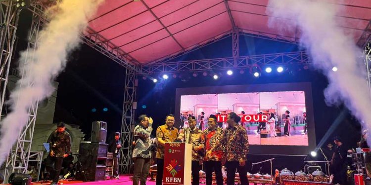 Kukar Festival Budaya Nusantara 2025 Resmi Dibuka, Tampilkan Ragam Budaya dari Sabang hingga Merauke