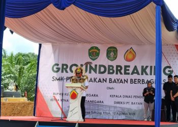 Bupati Kukar Resmikan Groundbreaking SMK Peternakan Bayan Berbagi Asa di Tabang