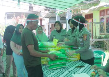 Satlantas Polresta Samarinda Gelar GPM di Rawa Makmur, 450 Karung Beras Ludes Terjual