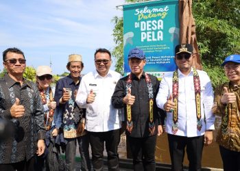 Desa Pela Jadi Perhatian Nasional, Menteri Hanif Bahas Konservasi Pesut Mahakam