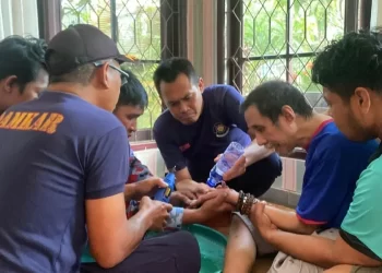 Tanggap Darurat Non-Kebakaran, Damkar Kukar Selamatkan Warga Tenggarong