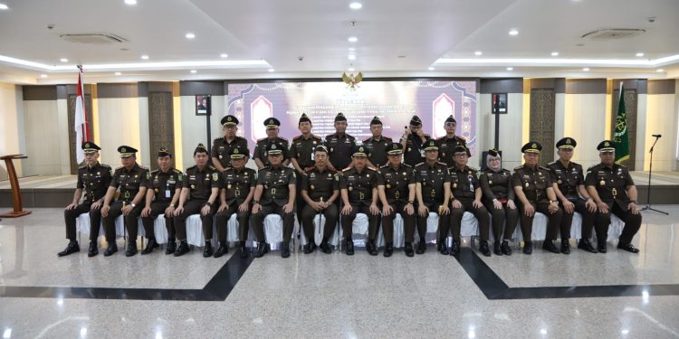 Kepala Kejati Kaltim Supardi Lantik Pejabat Eselon II dan III di Lingkungan Kejaksaan Tinggi
