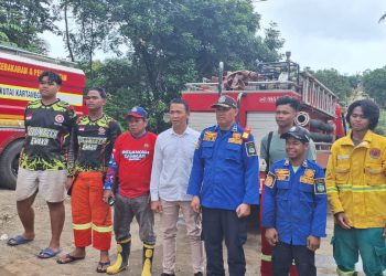 Rumah Warga di Loa Kulu Terbakar, Damkar Kukar Apresiasi Gotong Royong Warga