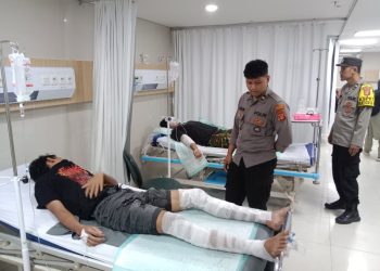 Respon Cepat Polsek Sungai Kunjang Tangani Kebakaran Warung di Jalan Jakarta Samarinda