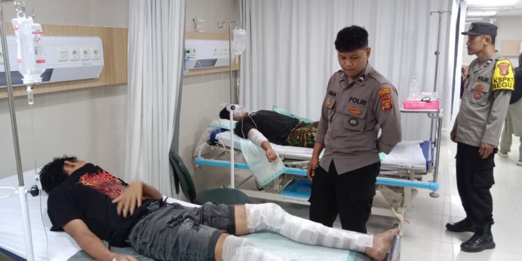 Respon Cepat Polsek Sungai Kunjang Tangani Kebakaran Warung di Jalan Jakarta Samarinda